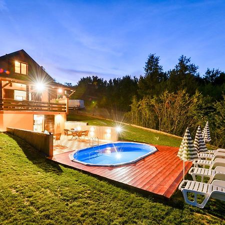 Jungle House With Private Pool And Hot Tub Sveti Ivan Zelina Exterior foto