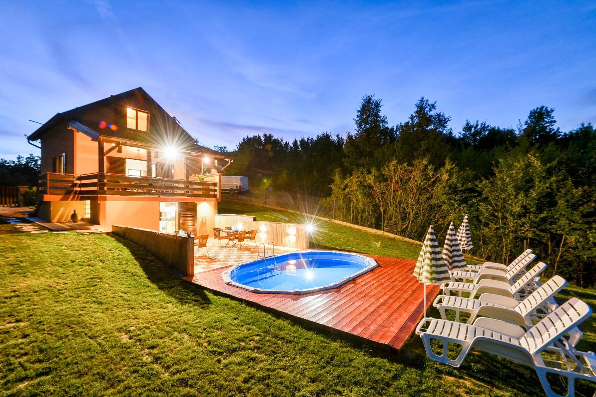 Jungle House With Private Pool And Hot Tub Sveti Ivan Zelina Exterior foto
